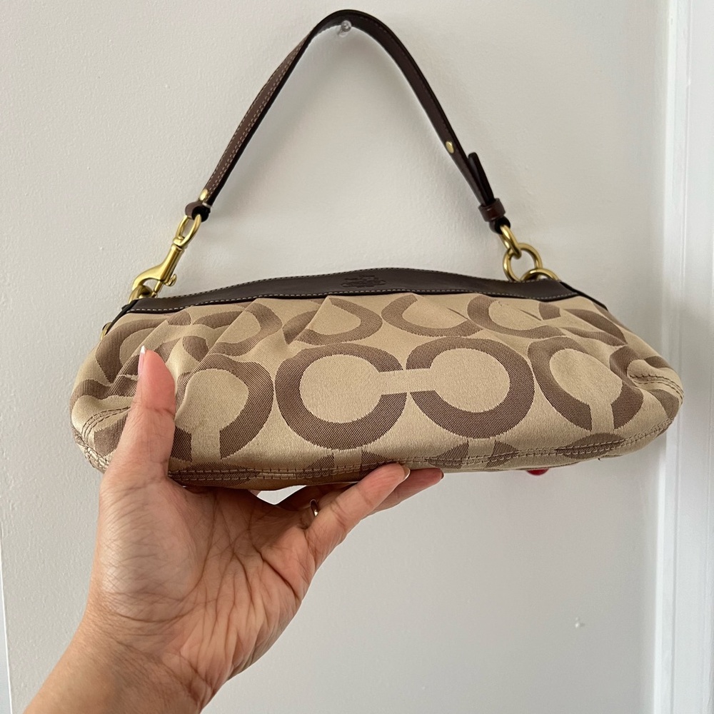 Coach Brown and Tan Signature Shoulder Bag - Picture 4 of 8